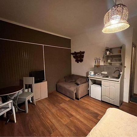 Hotel Mgzavrebi Бакуриани Экстерьер фото