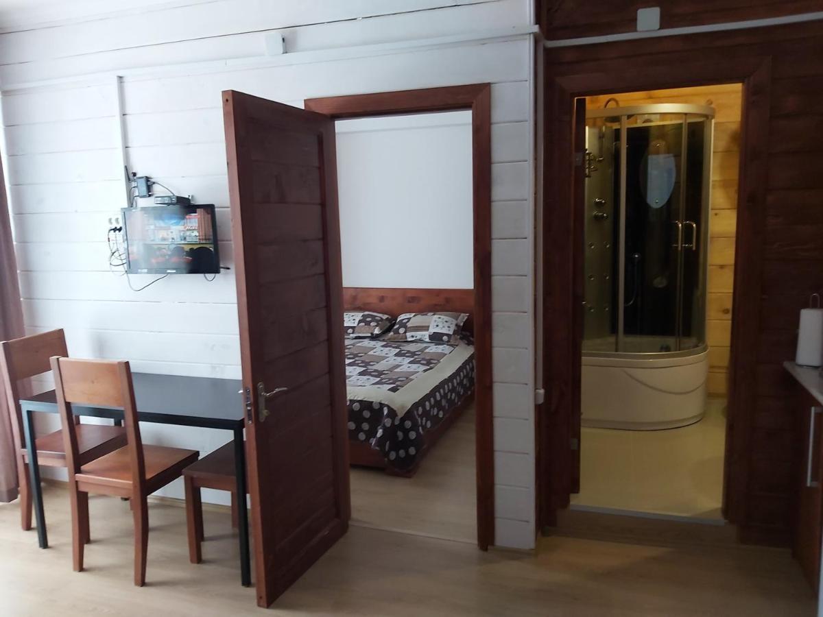 Hotel Mgzavrebi Бакуриани Экстерьер фото