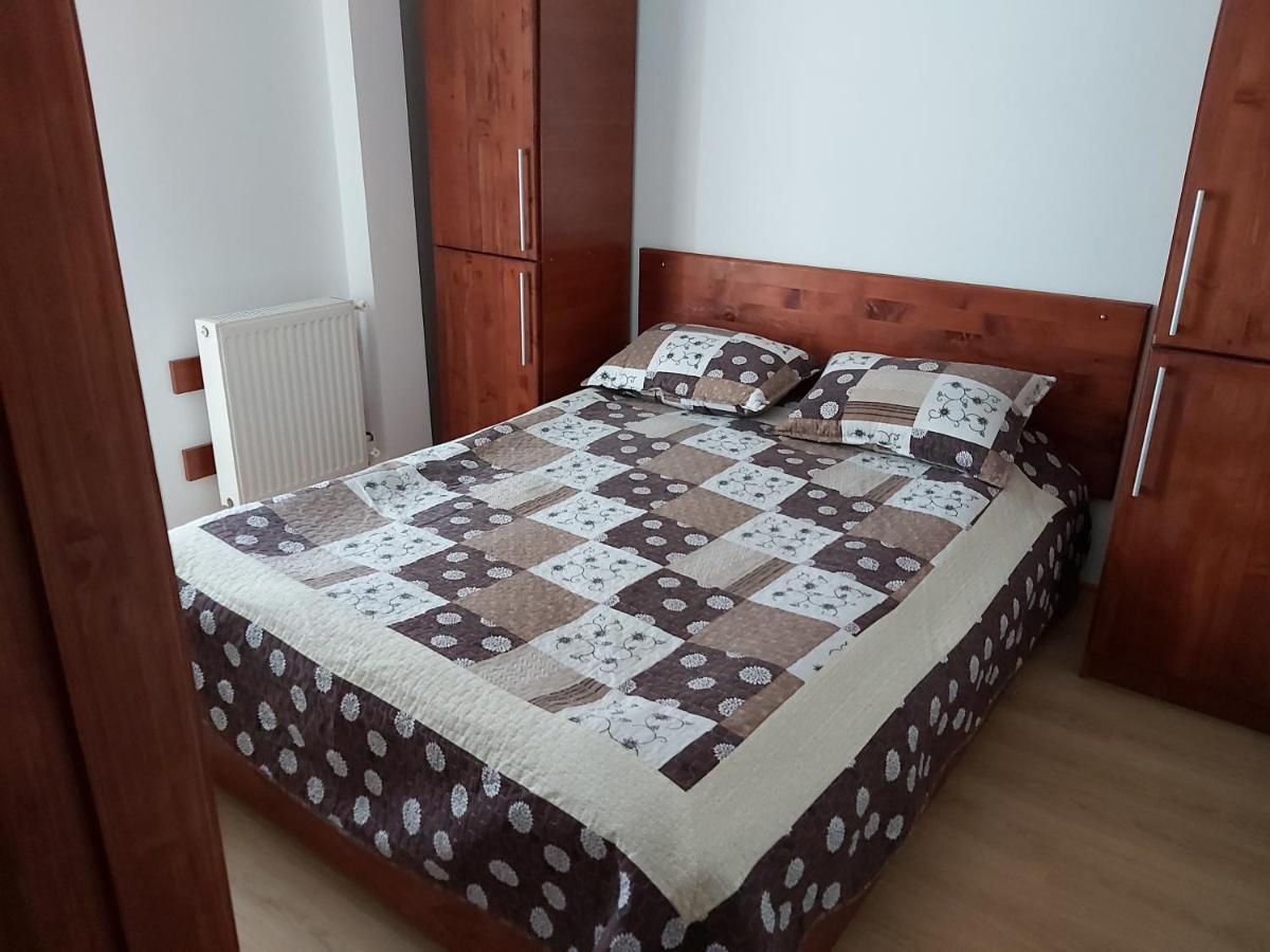 Hotel Mgzavrebi Бакуриани Экстерьер фото